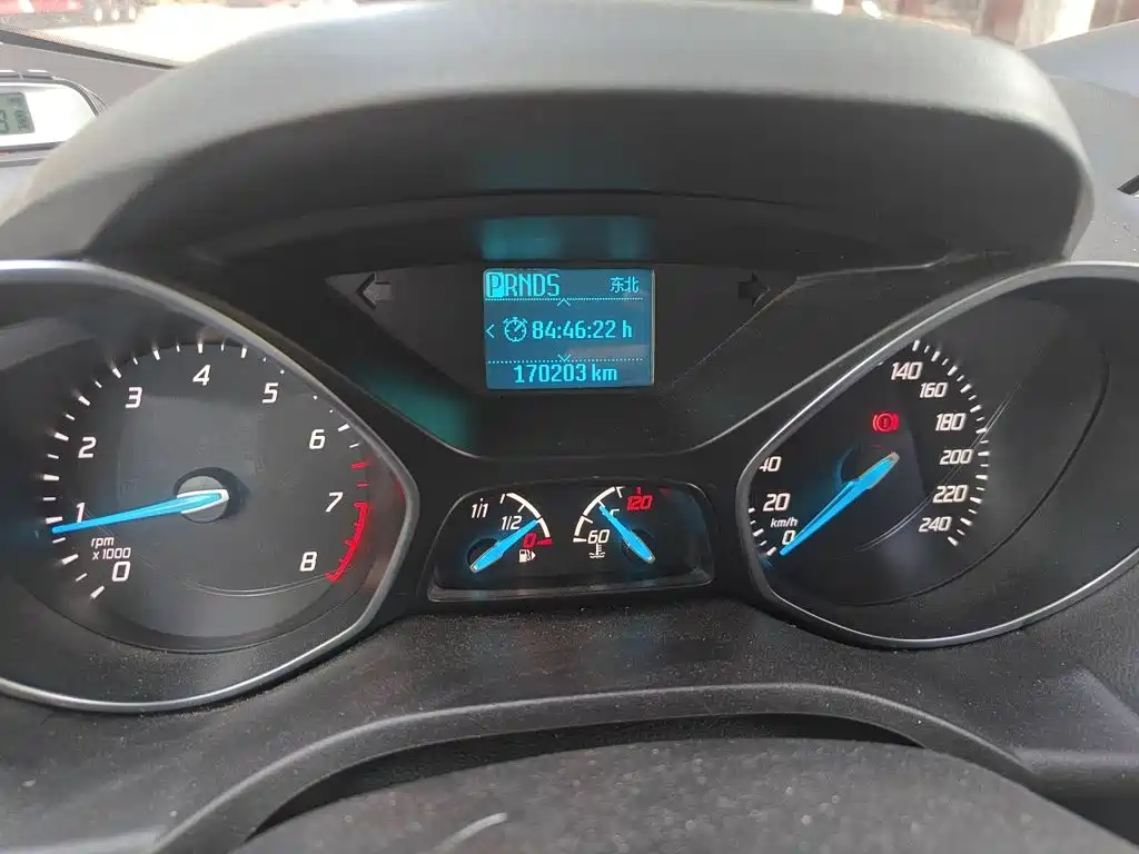 Ford Kuga — миниатюра 8