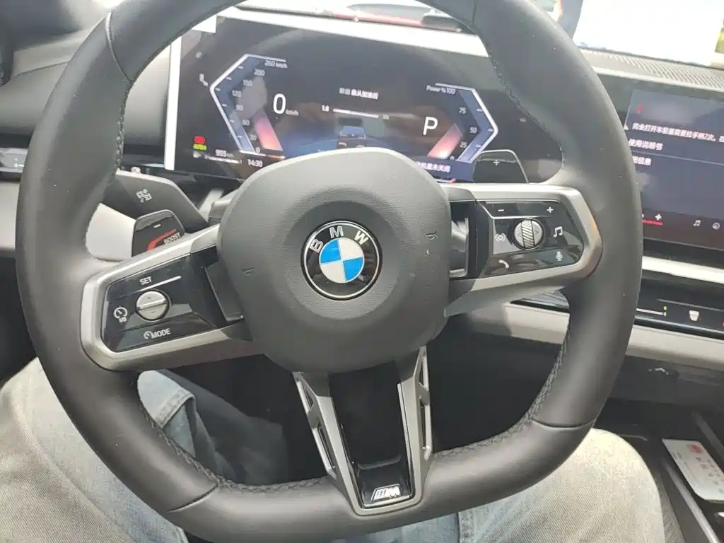 BMW 5 Series — миниатюра 6