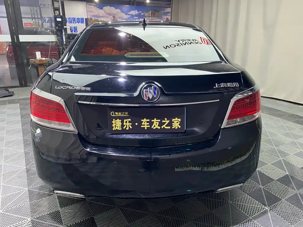Buick LaCrosse — миниатюра 6