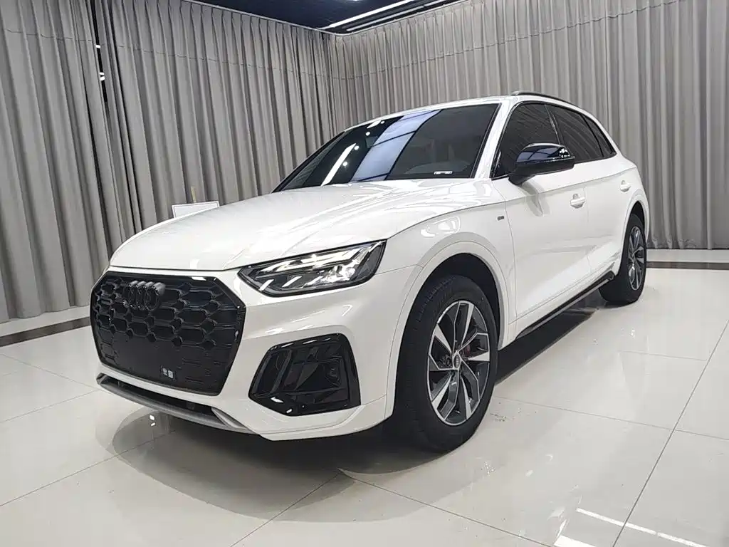 奥迪Q5L 2023款 40T 豪华动感型 2024