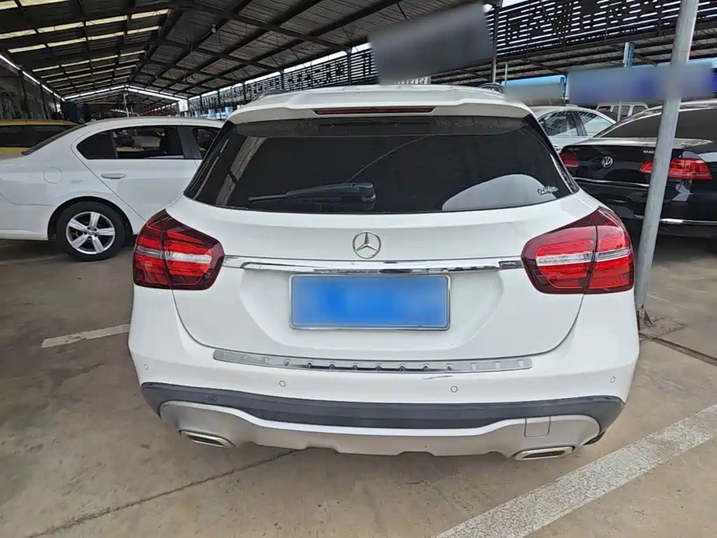 Mercedes-Benz GLA — миниатюра 6