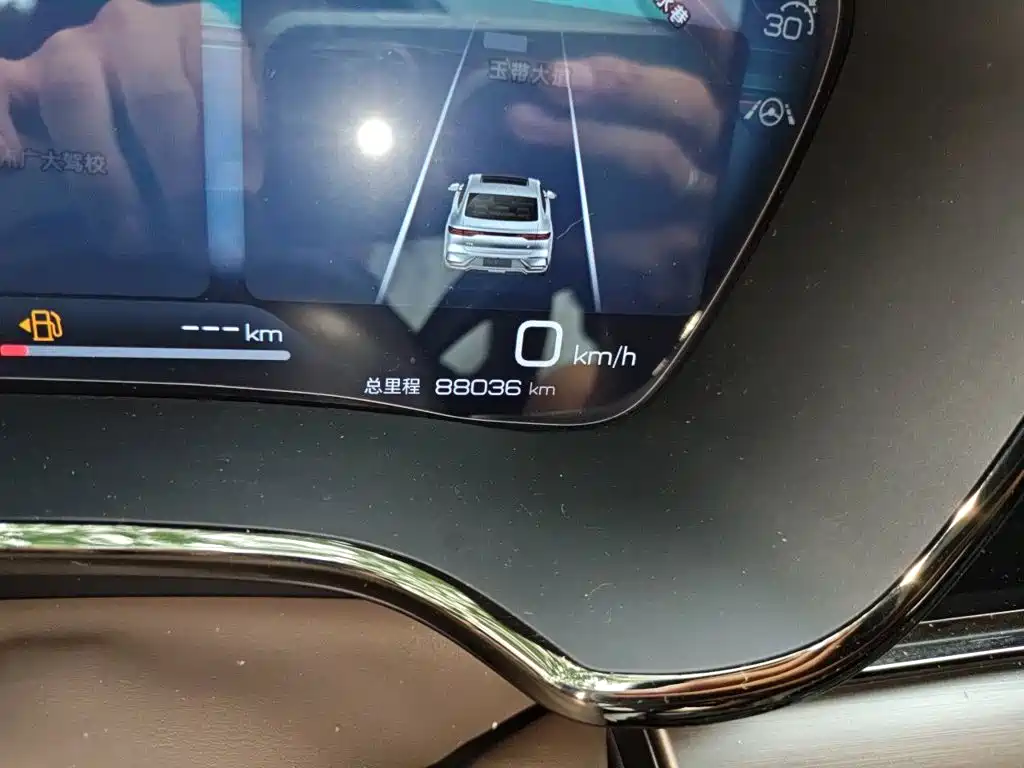 BYD Han — миниатюра 13