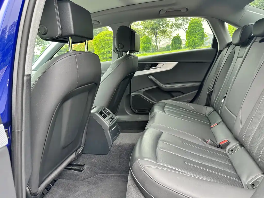 Audi A4L — миниатюра 16