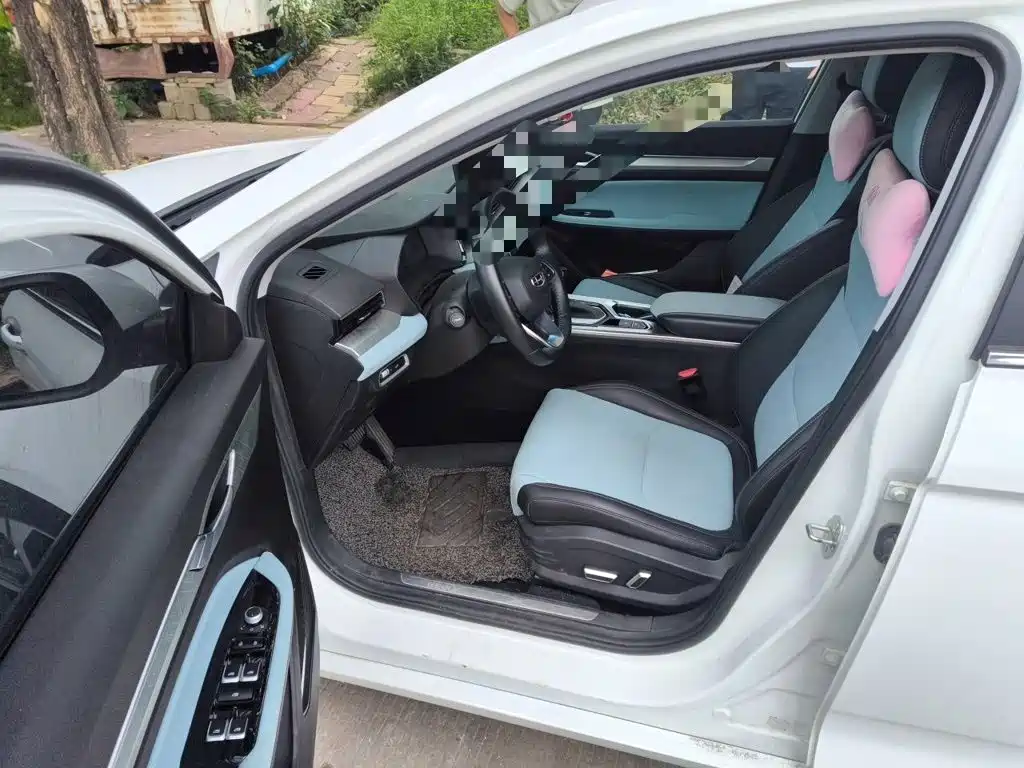 Geely Emgrand L — миниатюра 12