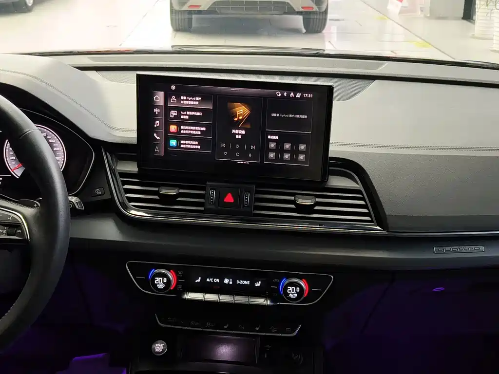 Audi Q5L — миниатюра 11