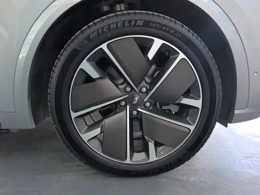 Li Auto Li L9 — миниатюра 6