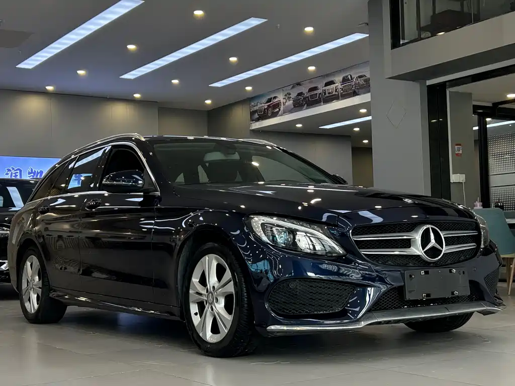 Mercedes-Benz C-Class (Import) — миниатюра 4