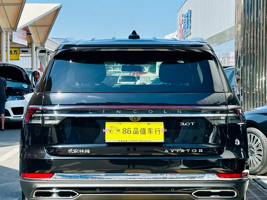 Lincoln Aviator — миниатюра 3