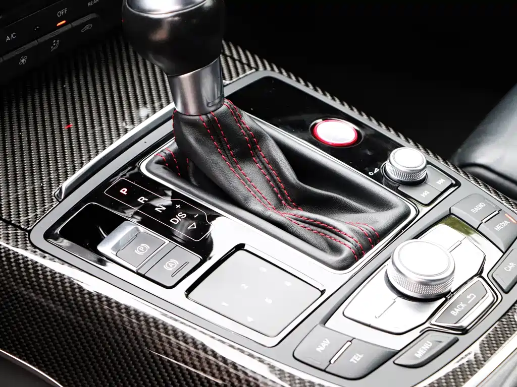 Audi RS 6 — миниатюра 13