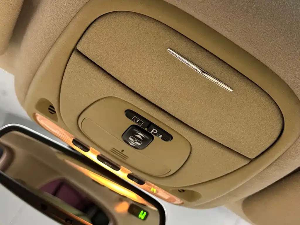 Jaguar XJ — миниатюра 28