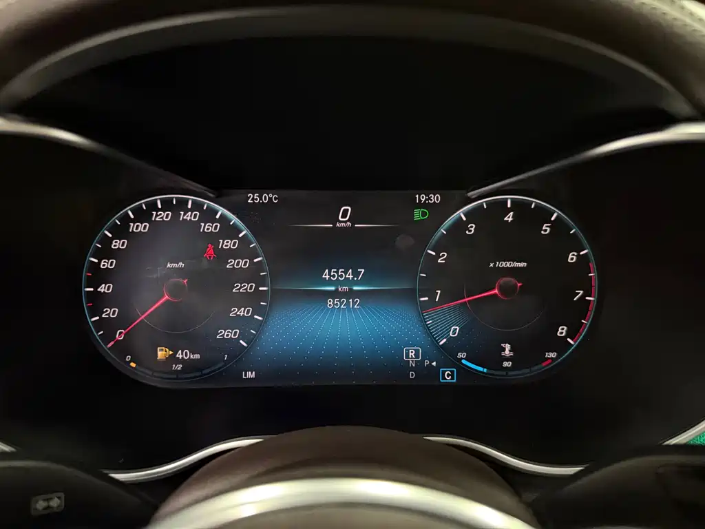 Mercedes-Benz GLC — миниатюра 15