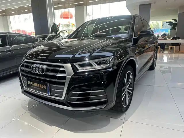 AUDI  Q5L 2020
