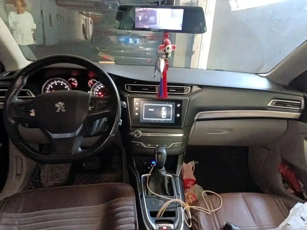 Peugeot 408 — миниатюра 10