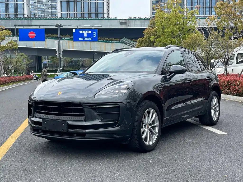 Porsche Macan 2024