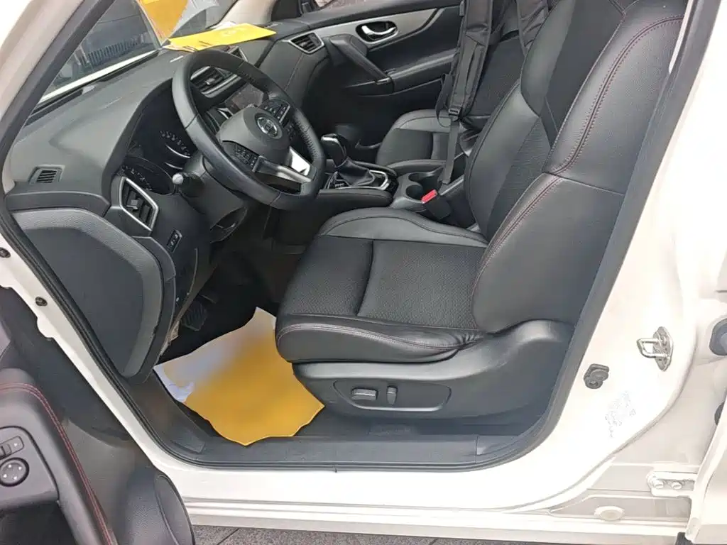 Nissan Qashqai — миниатюра 15