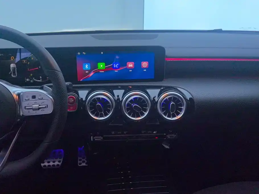 Mercedes-Benz A-Class — миниатюра 13