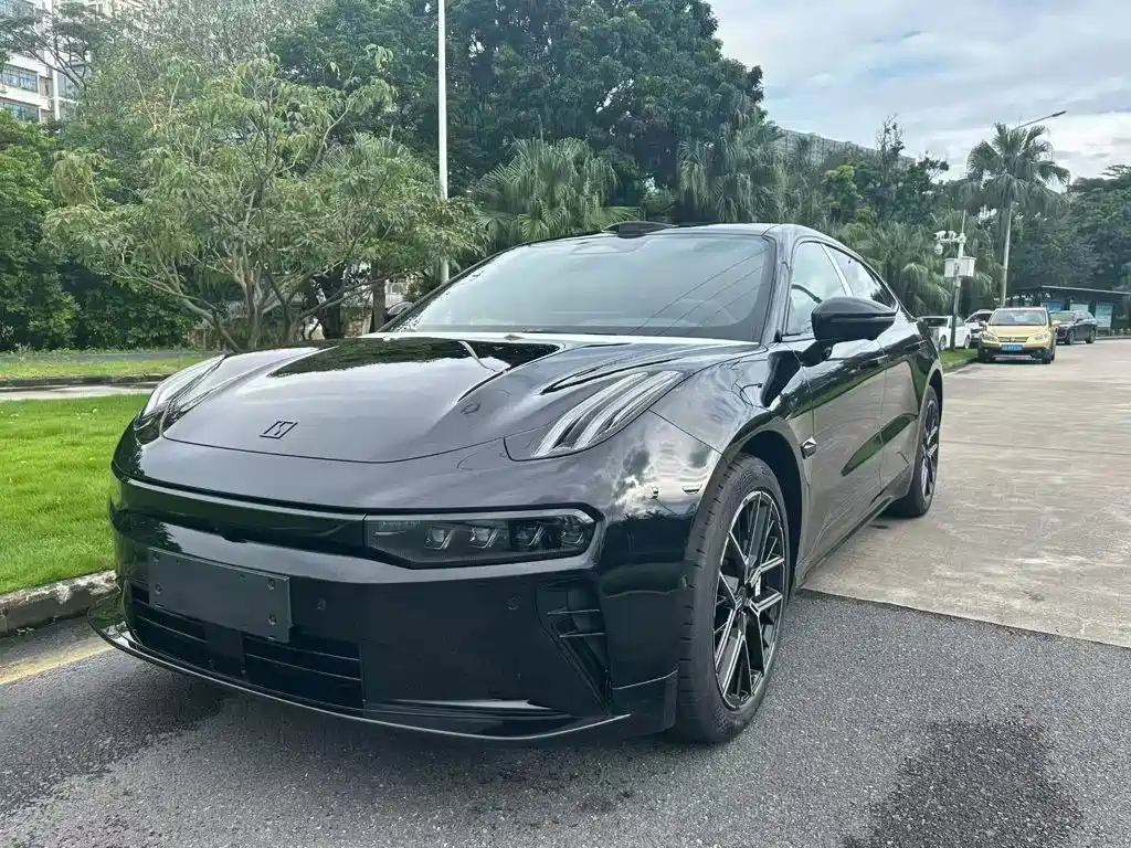 Zeekr 001