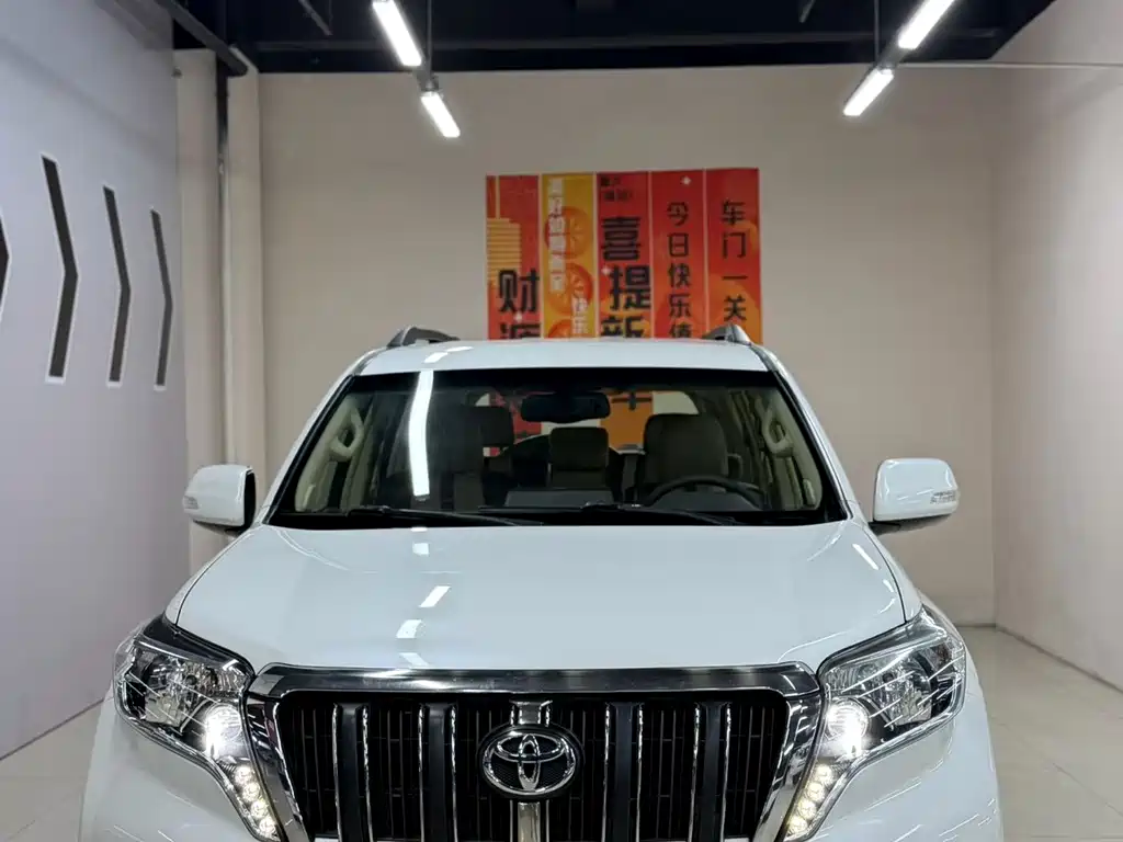Toyota Prado (Import) — миниатюра 3