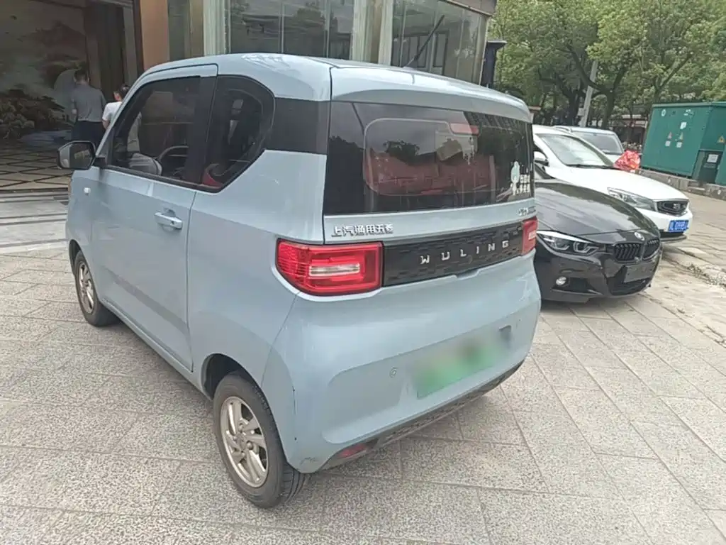 Wuling MINIEV — миниатюра 5