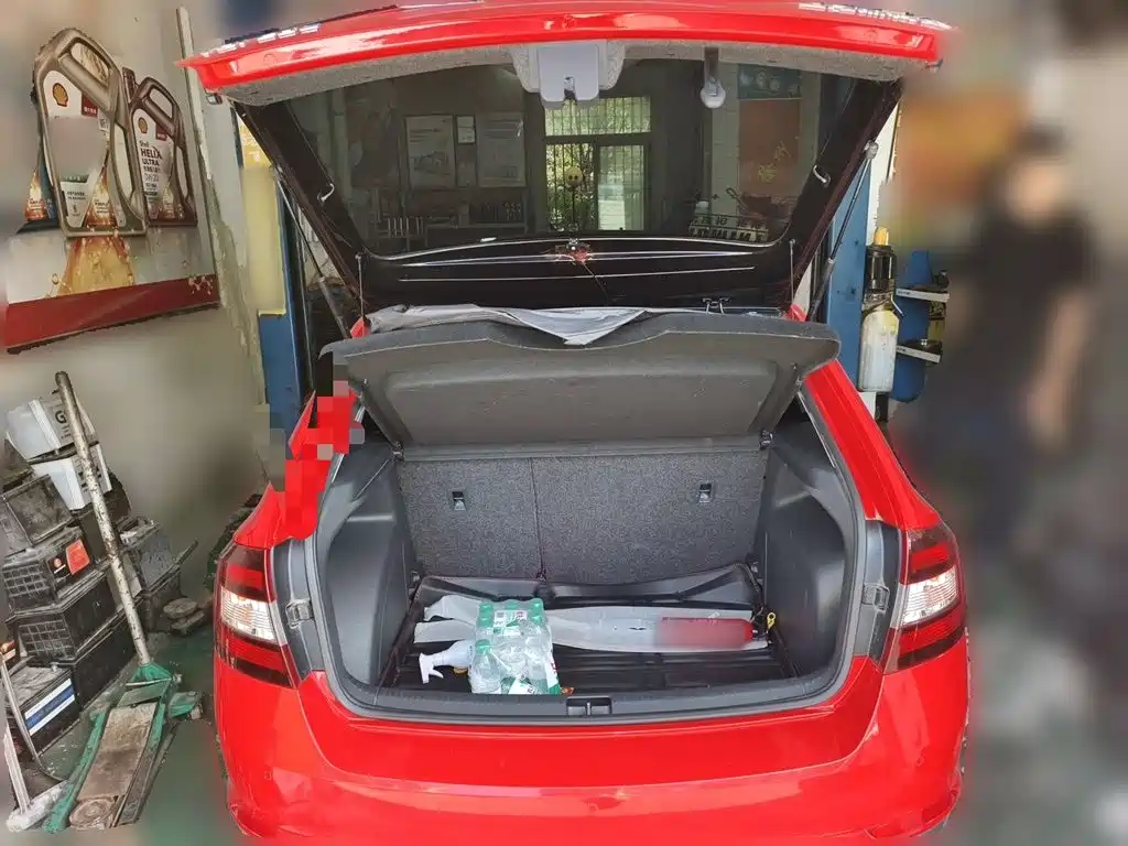 Skoda Rapid Spaceback — миниатюра 20
