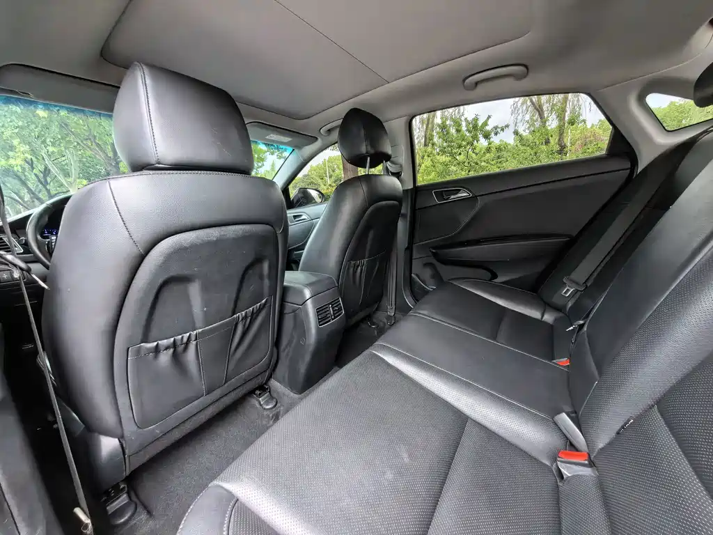 Hyundai Mistra — миниатюра 9