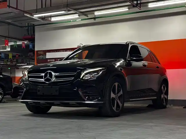 Mercedes-Benz GLC 2019 GLC 260 L 4 MATIC Luxury — фото 1