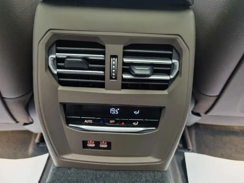 BMW 3 Series — миниатюра 18