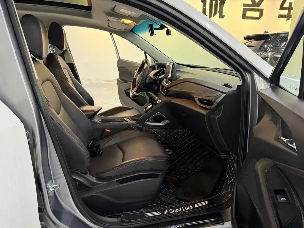 Chevrolet Volando — миниатюра 10