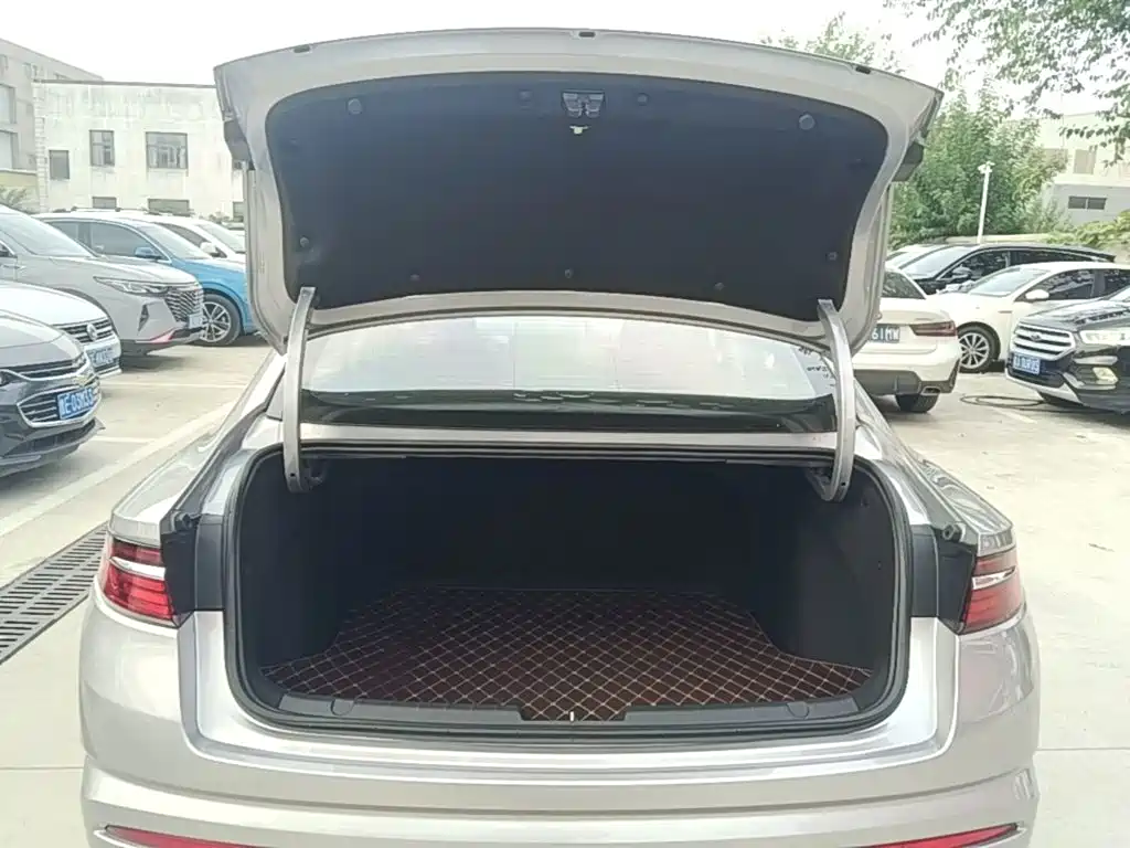 Geely Xingrui — миниатюра 19
