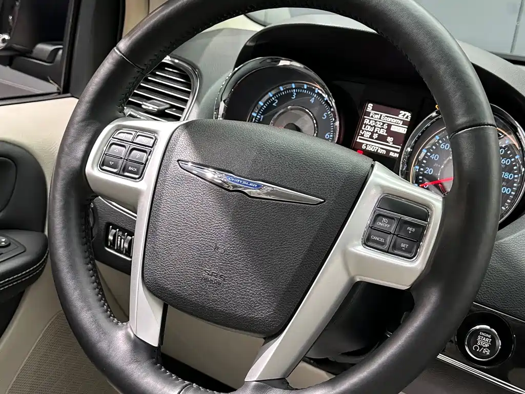 Chrysler Grand Voyager (Import) — миниатюра 20