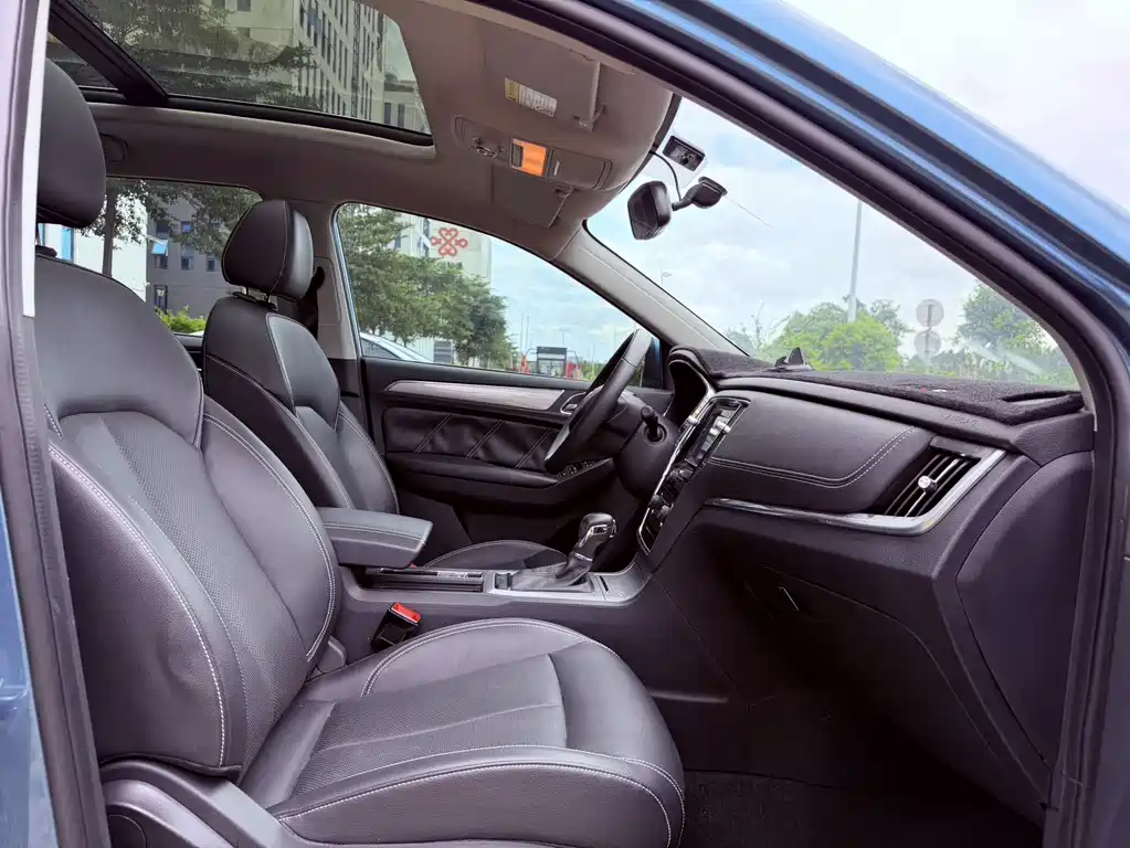 Roewe RX5 — миниатюра 9