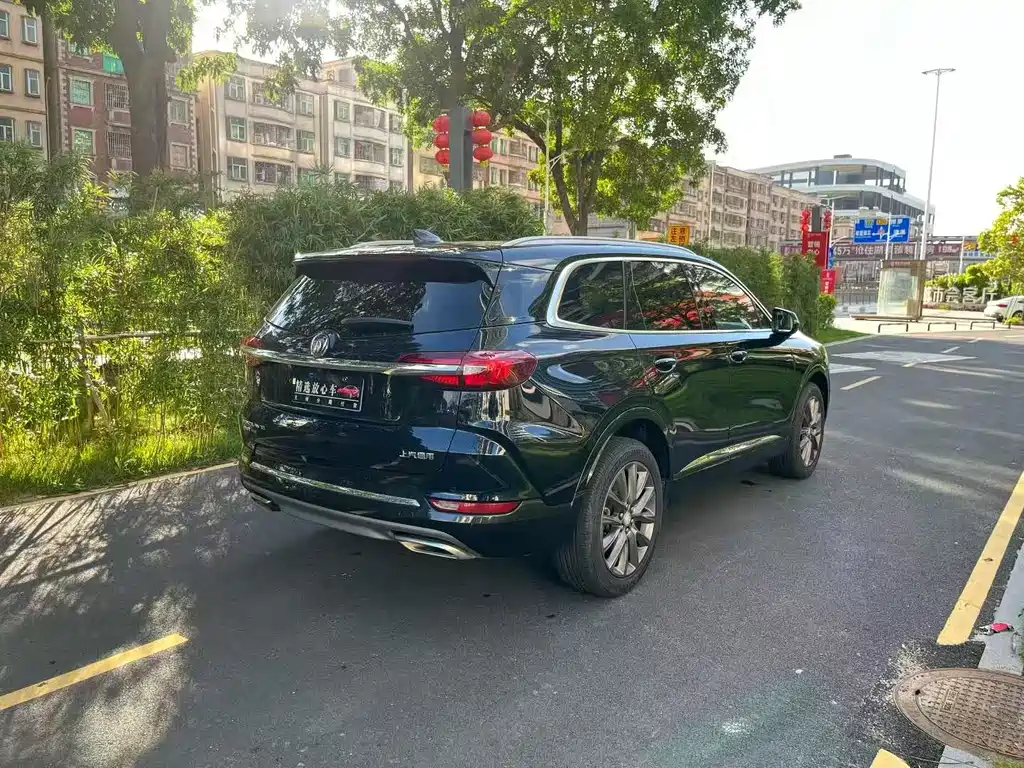Buick Enclave — миниатюра 4