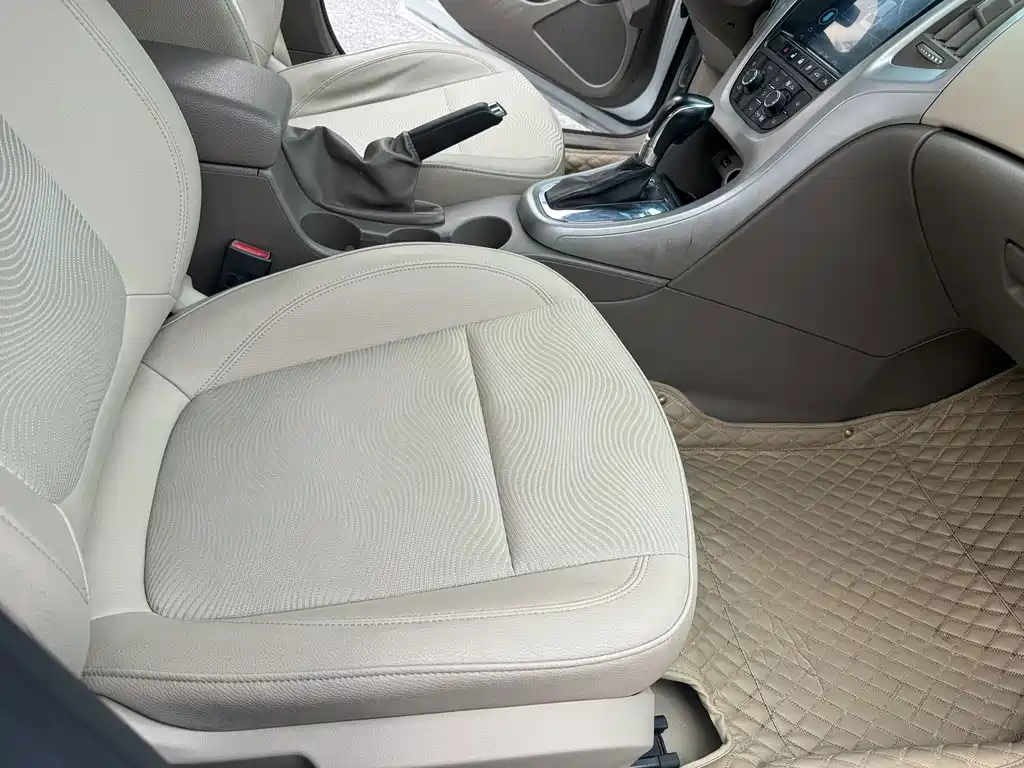 Buick Excelle — миниатюра 14