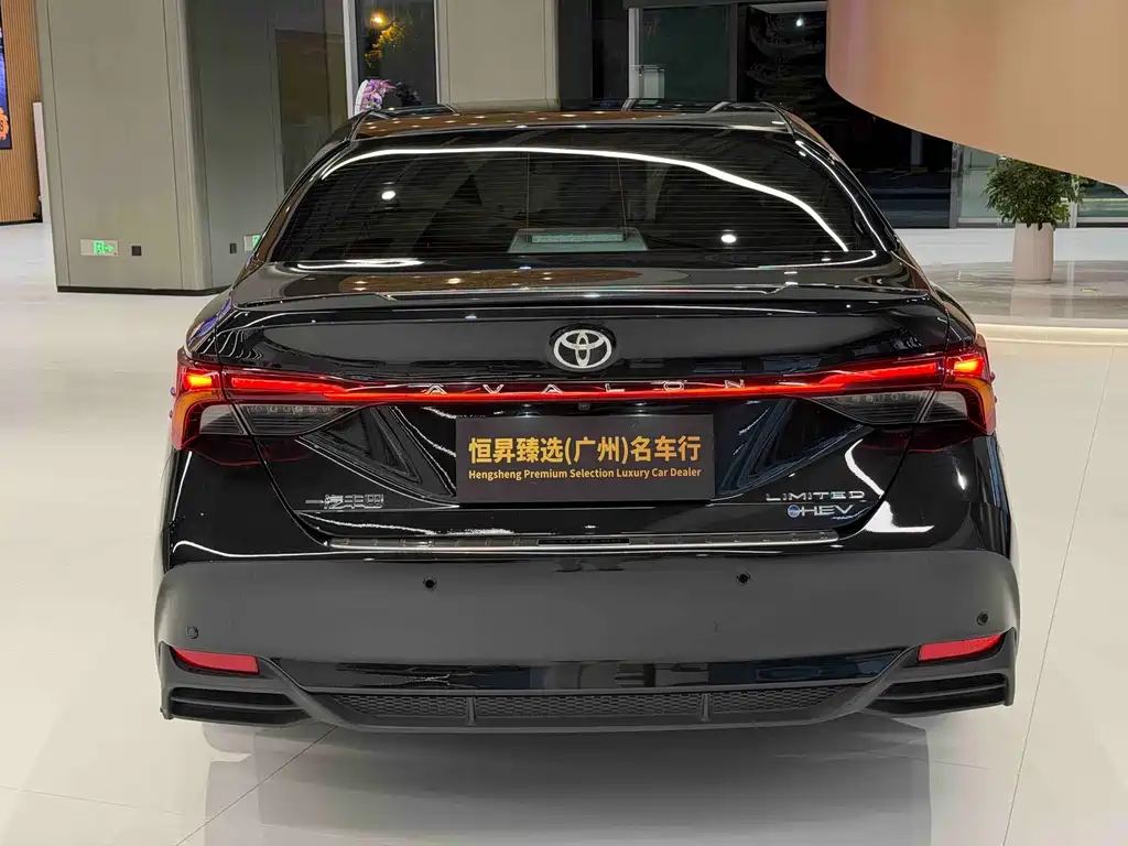 Toyota Avalon — миниатюра 5