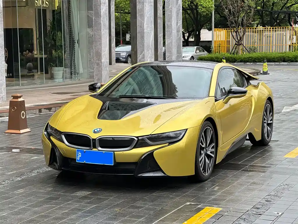 BMW i8 2019