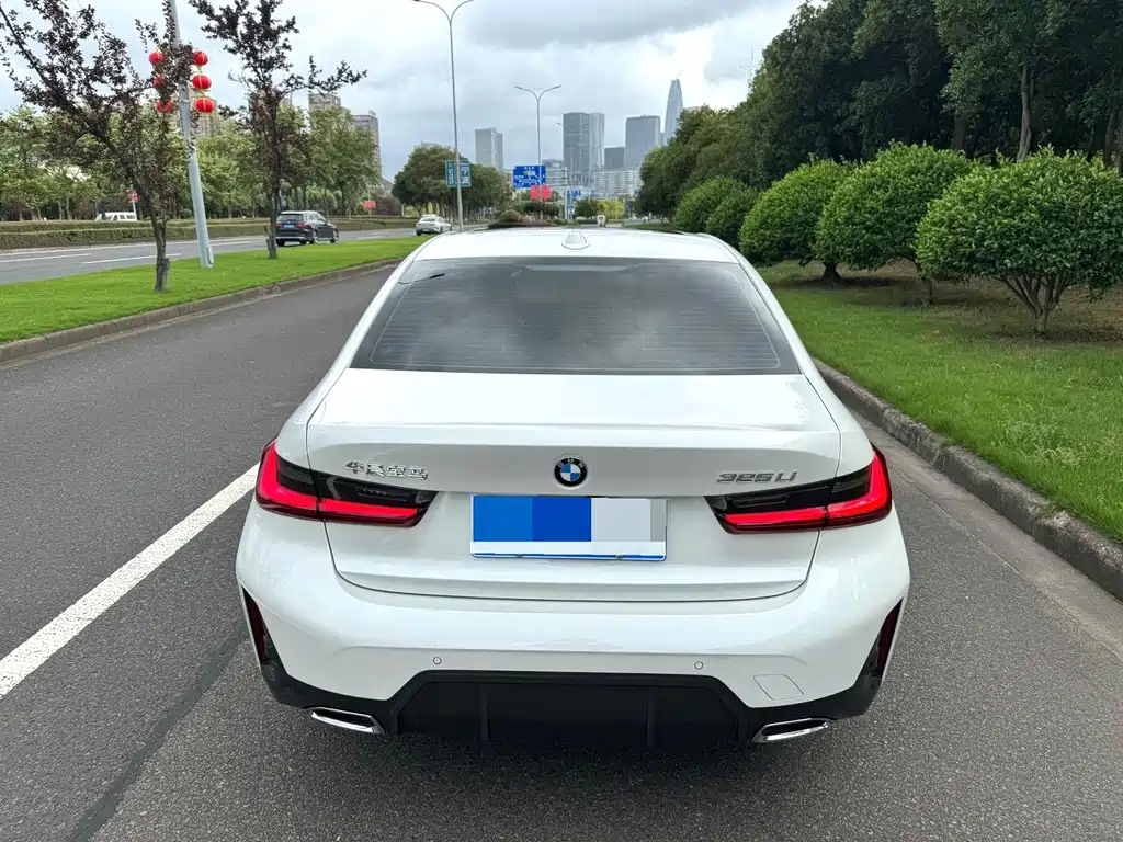 BMW 3 Series — миниатюра 10