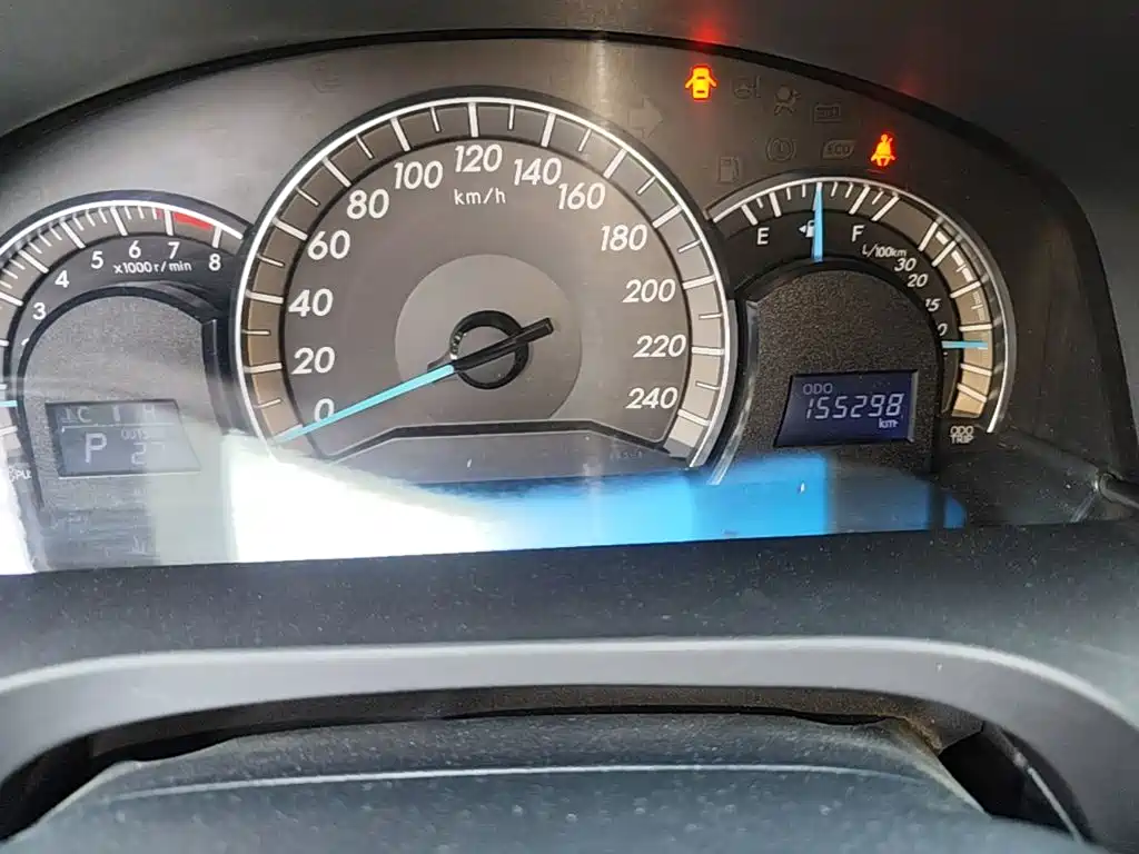 Toyota Camry — миниатюра 12