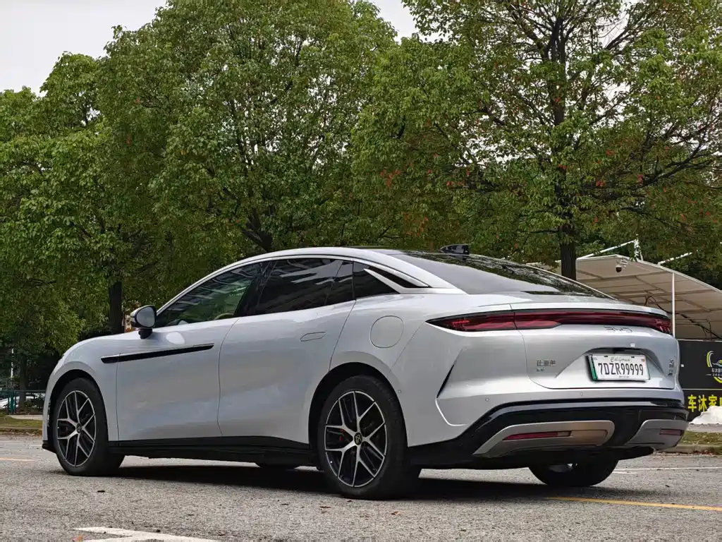 BYD Han L — миниатюра 7