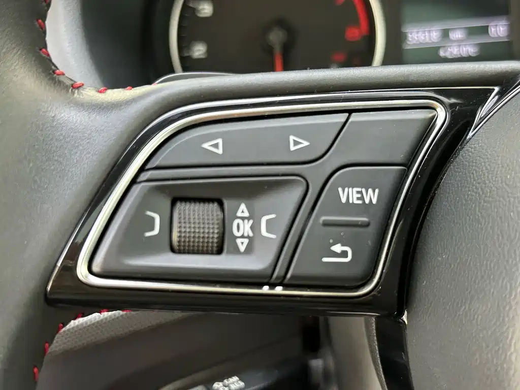 Audi Q2L — миниатюра 35