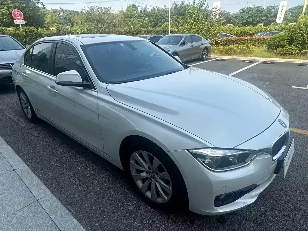 BMW 3 Series — миниатюра 4