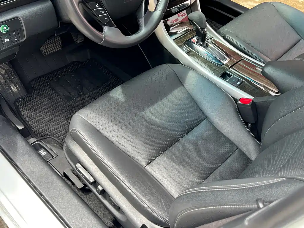 Honda Accord — миниатюра 5