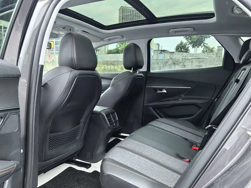 Peugeot 4008 — миниатюра 11