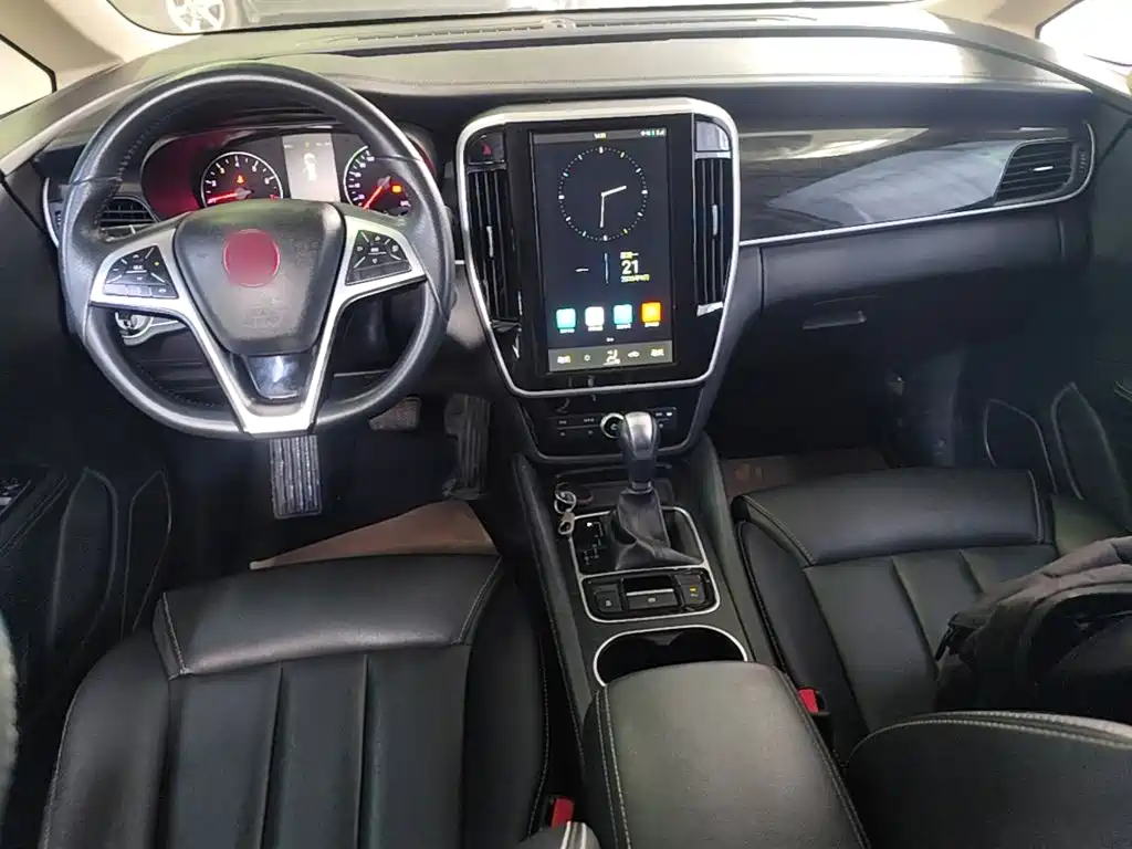 BYD MAX — миниатюра 10