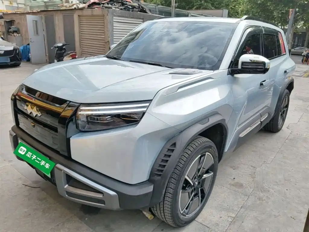 Fang Cheng Bao Titanium 3 2025