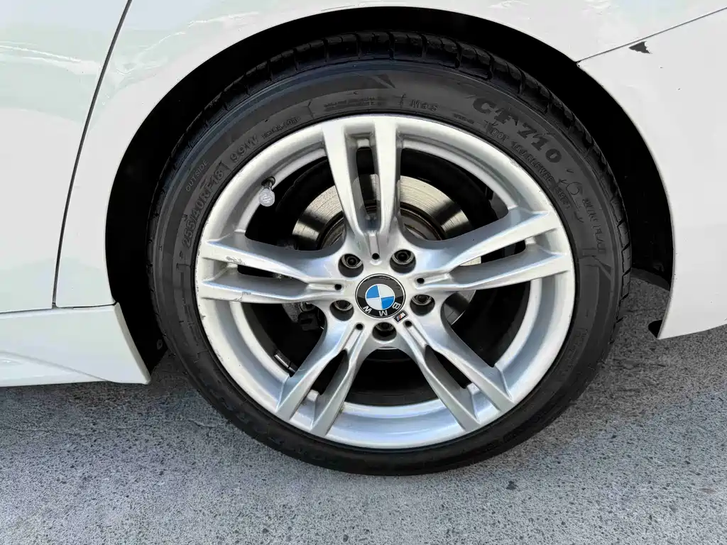 BMW 3 Series — миниатюра 11