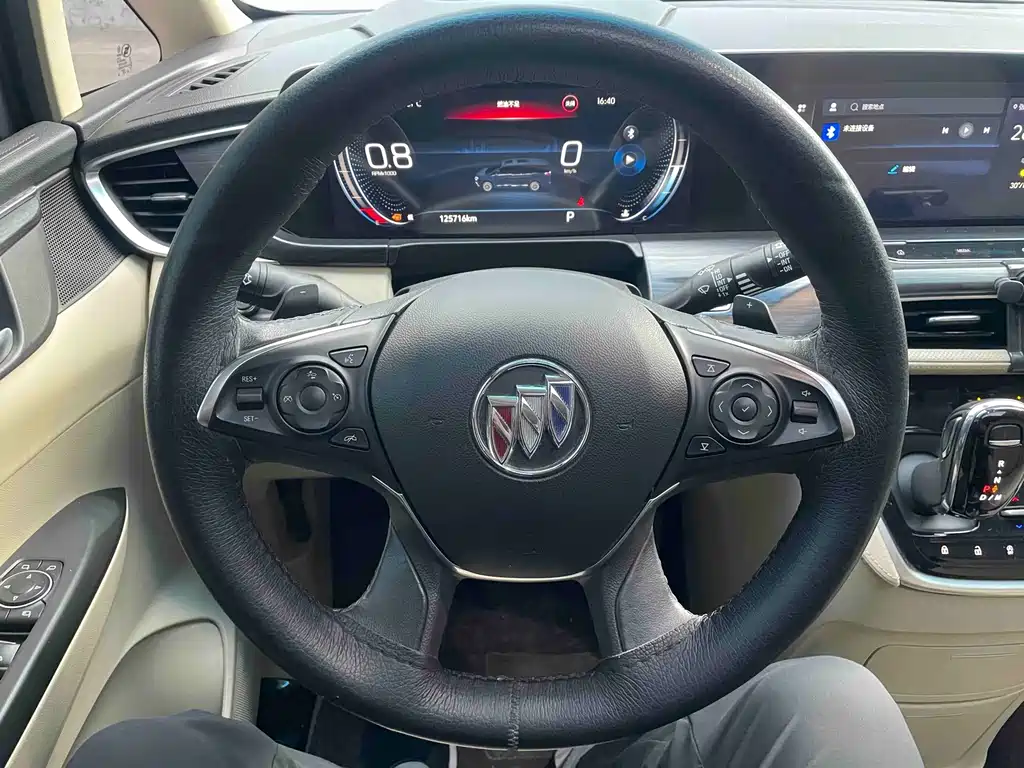 Buick GL8 — миниатюра 9