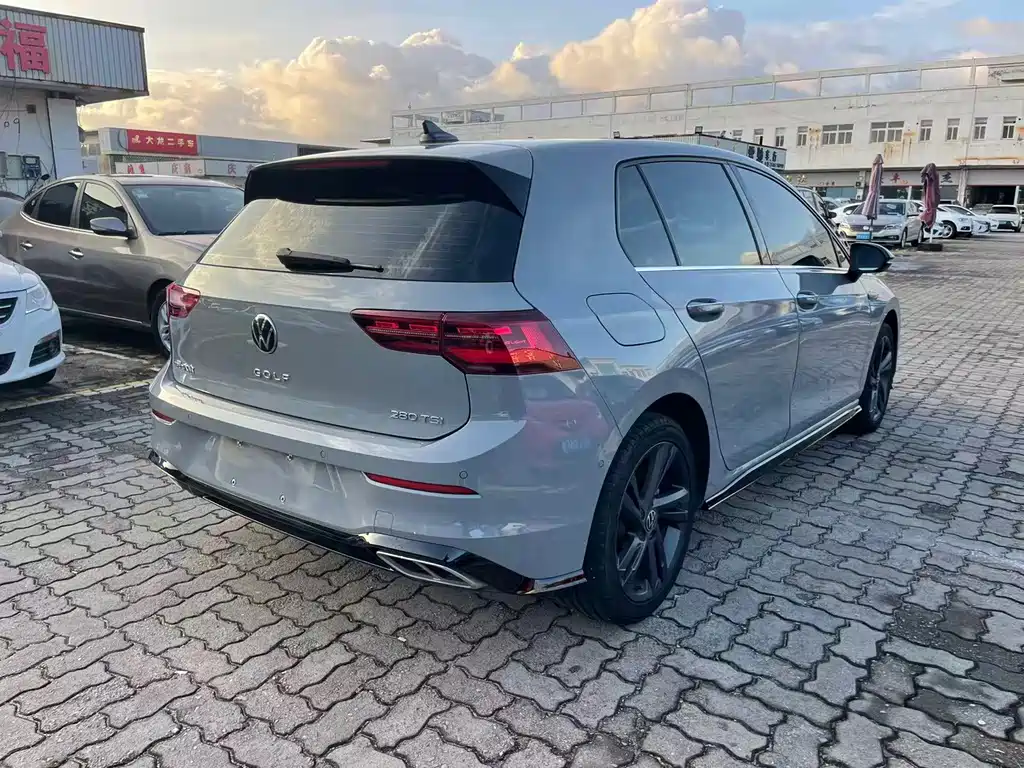 Volkswagen Golf — миниатюра 8