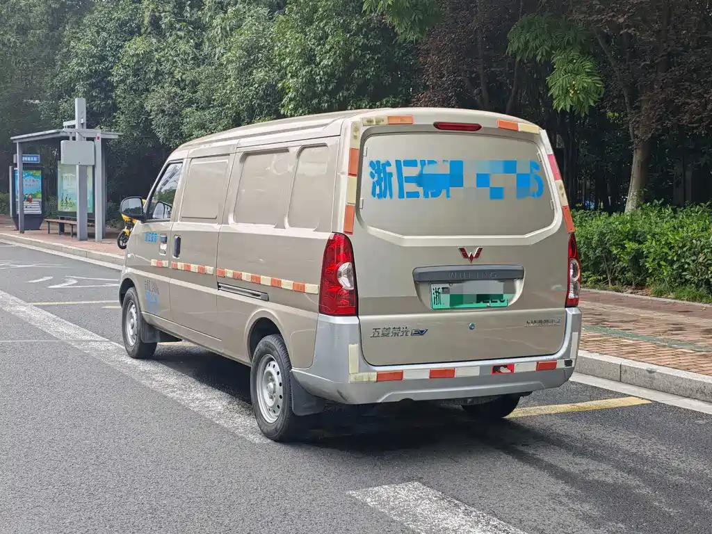 Wuling Rongguang EV — миниатюра 6