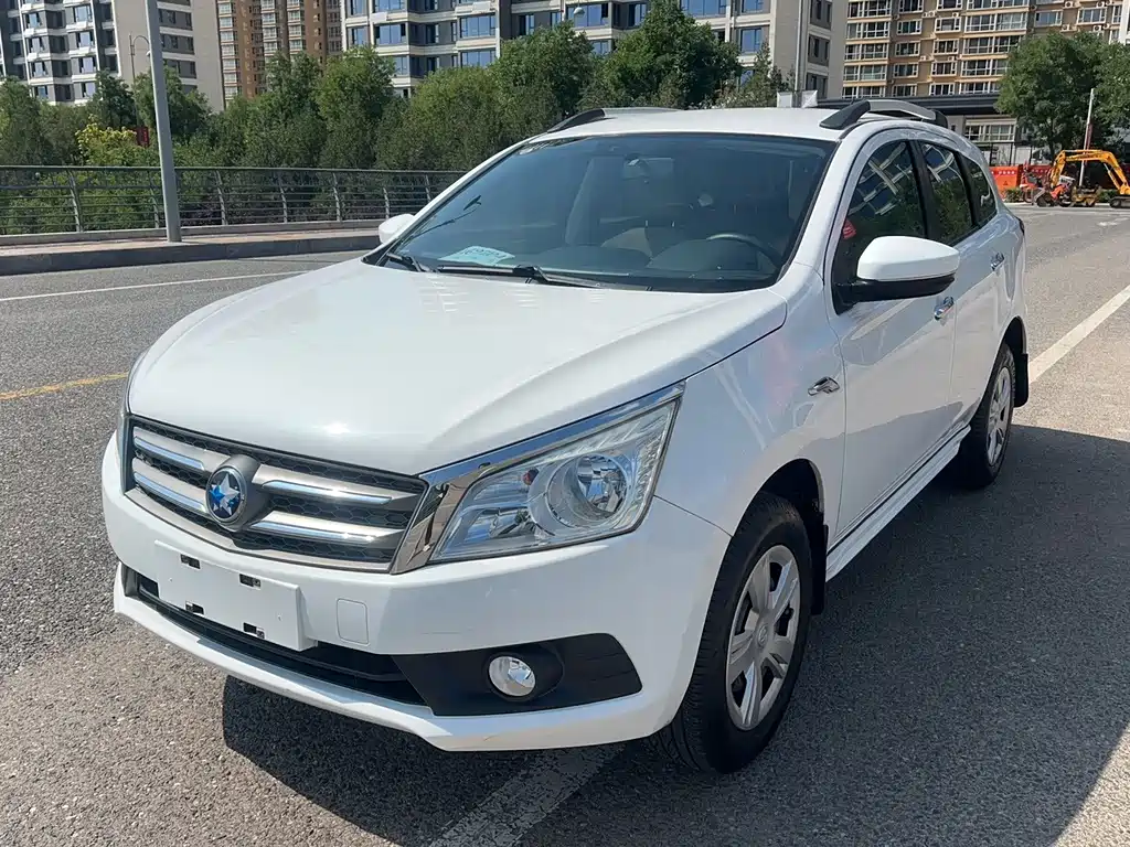 Venucia T70