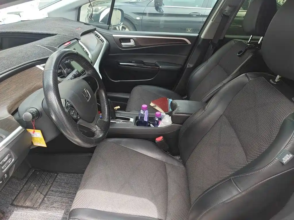 Honda Jade — миниатюра 16